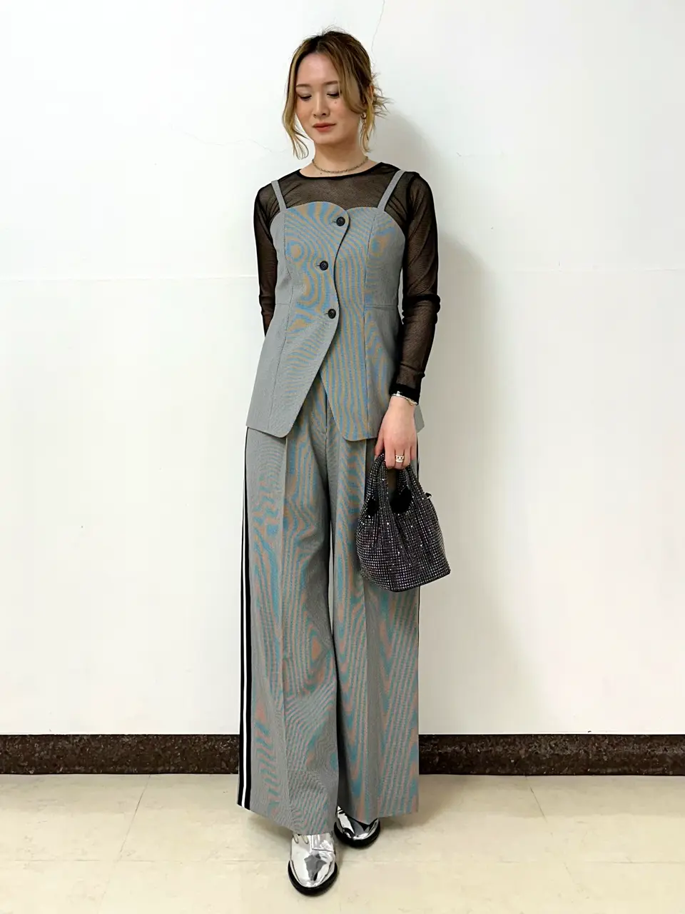 GRACE CONTINENTAL The Banquet Kogane. コーディネート画像