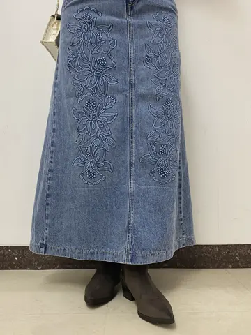 GRACE CONTINENTAL The Banquet mikiho コーディネート画像