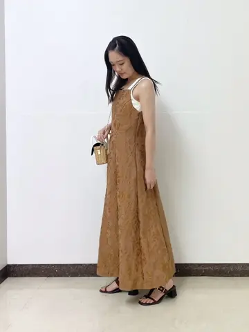 GRACE CONTINENTAL The Banquet nao コーディネート画像