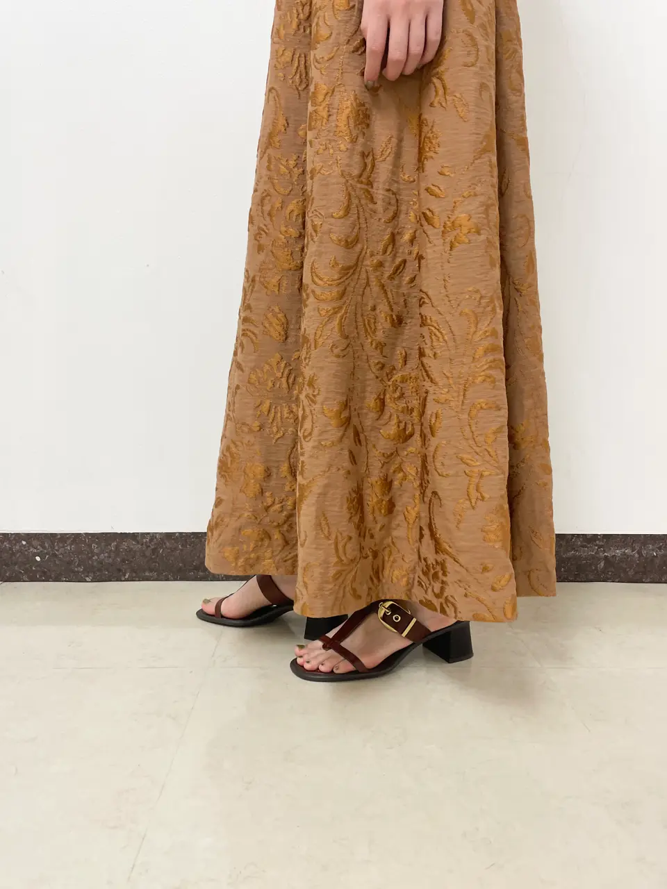 GRACE CONTINENTAL The Banquet nao コーディネート画像