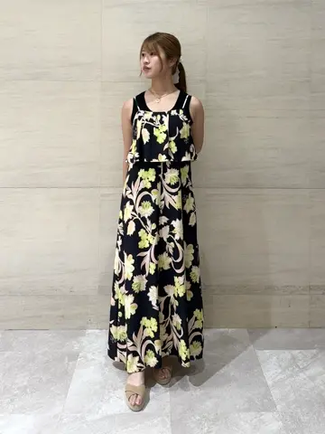 GRACE CONTINENTAL The Banquet 近藤　紫織 コーディネート画像