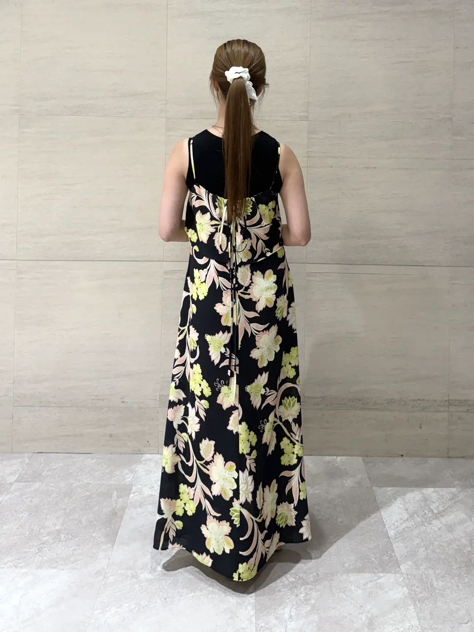 GRACE CONTINENTAL The Banquet 近藤　紫織 コーディネート画像