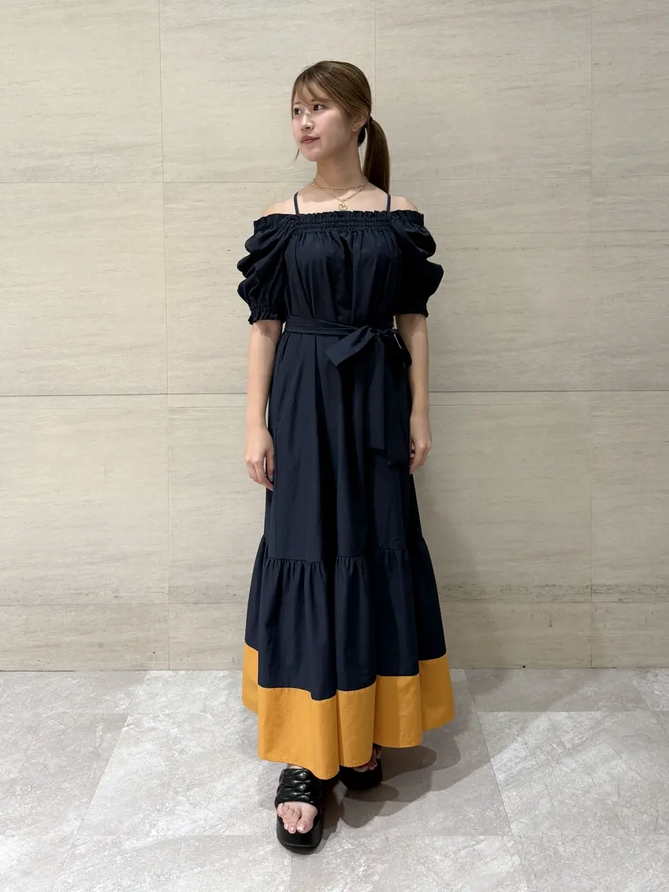 GRACE CONTINENTAL The Banquet 近藤　紫織 コーディネート画像