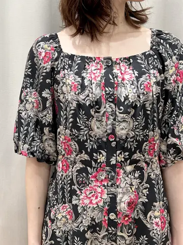 GRACE CONTINENTAL The Banquet eri コーディネート画像