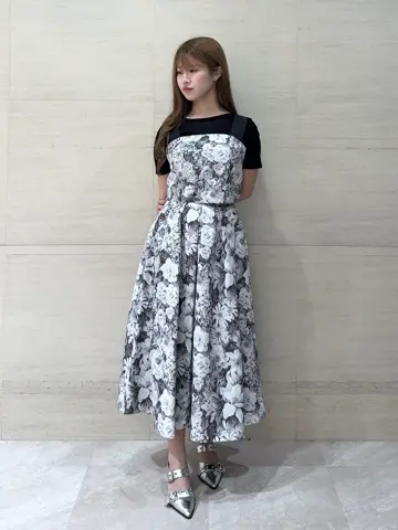 GRACE CONTINENTAL The Banquet 近藤　紫織 コーディネート画像