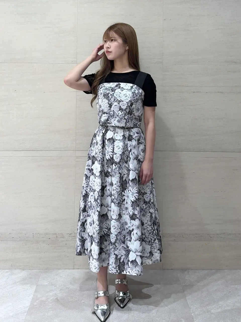 GRACE CONTINENTAL The Banquet 近藤　紫織 コーディネート画像