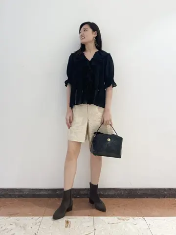 GRACE CONTINENTAL The Banquet nao コーディネート画像