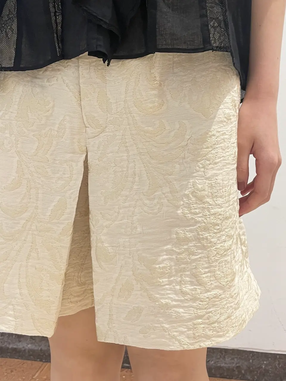 GRACE CONTINENTAL The Banquet nao コーディネート画像