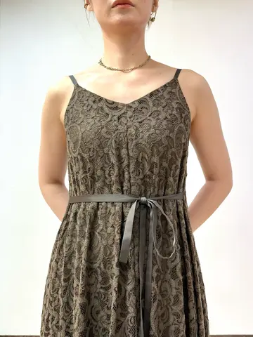 GRACE CONTINENTAL The Banquet Kogane. コーディネート画像