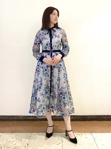 GRACE CONTINENTAL The Banquet mikiho コーディネート画像