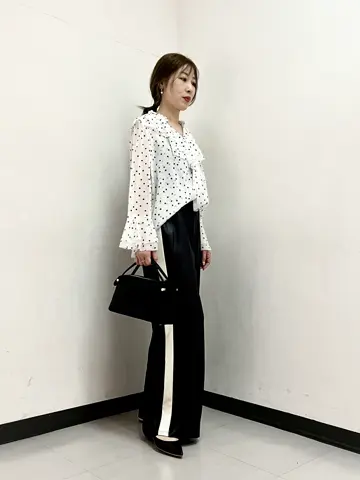 GRACE CONTINENTAL The Banquet 泉　智子 コーディネート画像