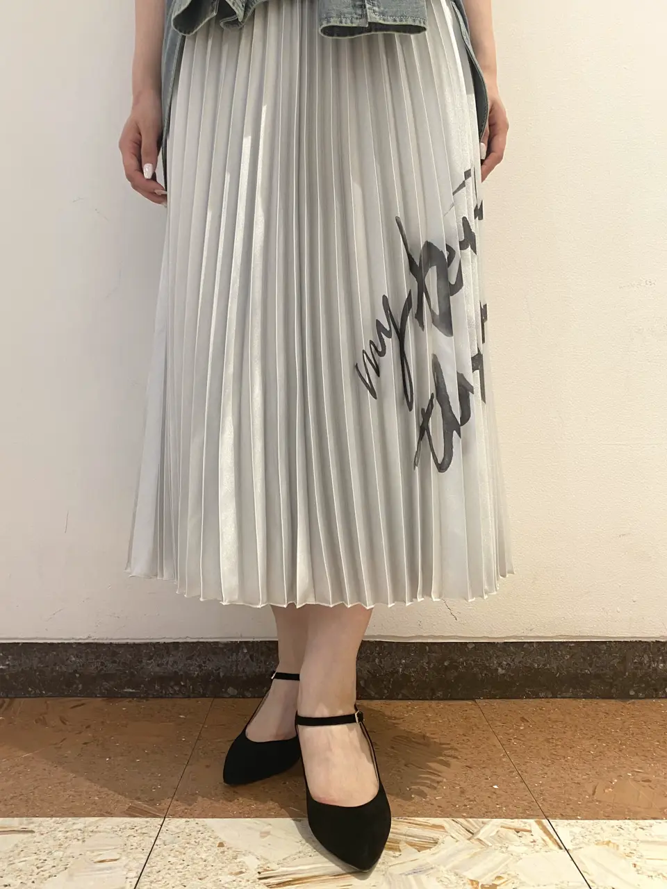 GRACE CONTINENTAL The Banquet mikiho コーディネート画像