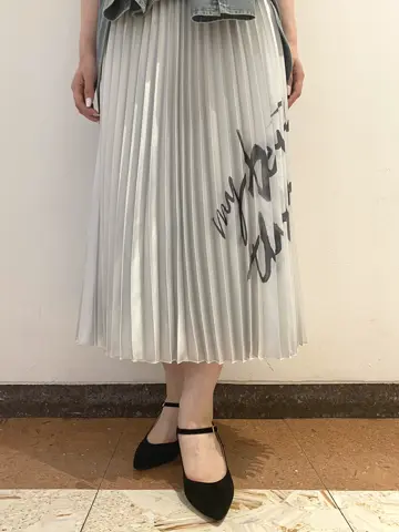 GRACE CONTINENTAL The Banquet mikiho コーディネート画像