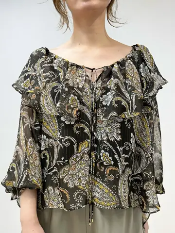 GRACE CONTINENTAL The Banquet Kogane. コーディネート画像