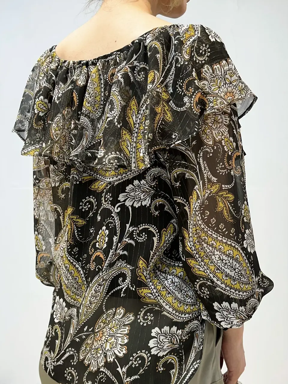 GRACE CONTINENTAL The Banquet Kogane. コーディネート画像