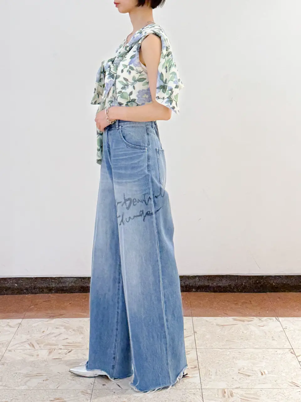 GRACE CONTINENTAL The Banquet yuri コーディネート画像