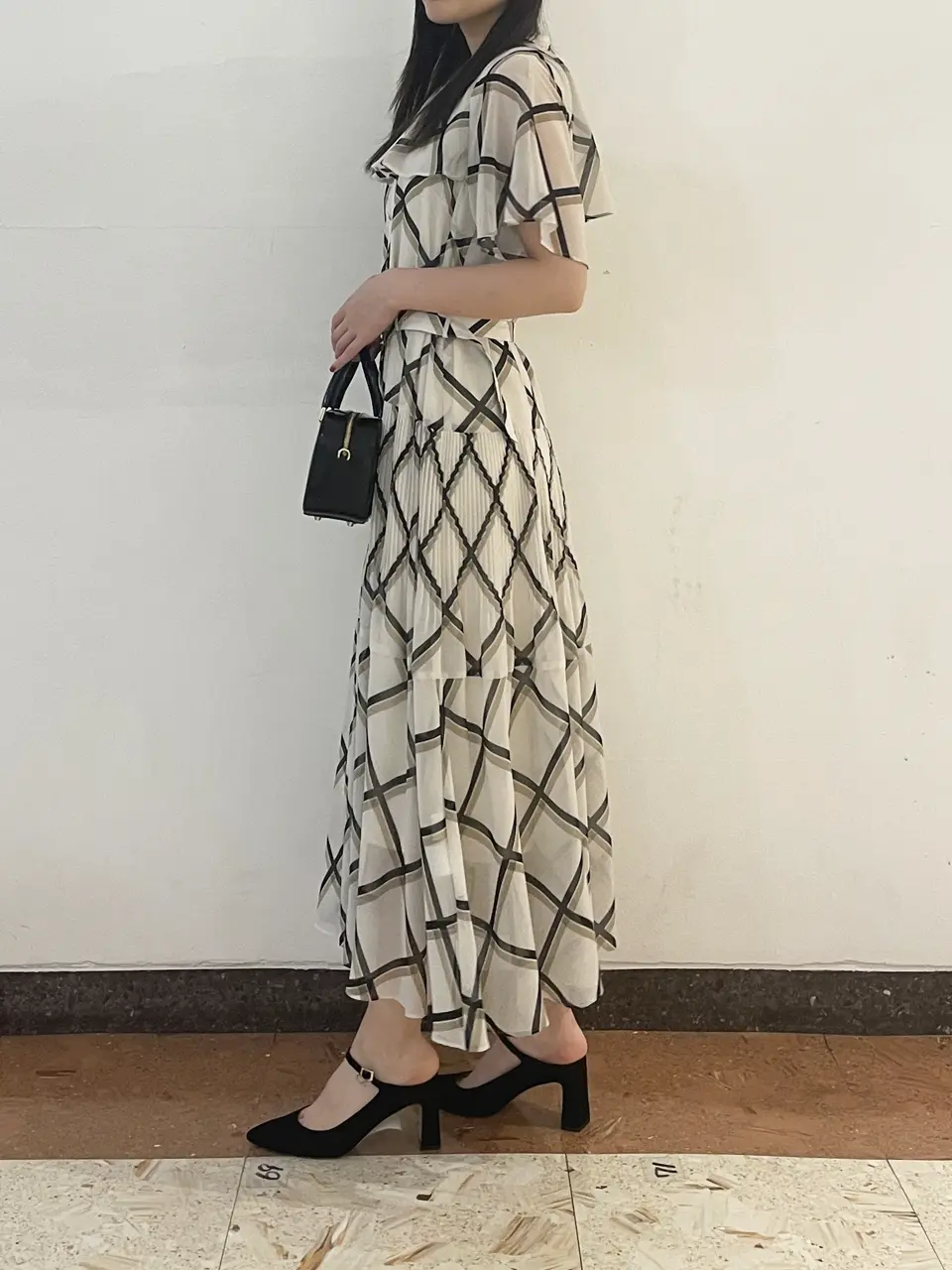 GRACE CONTINENTAL The Banquet nao コーディネート画像