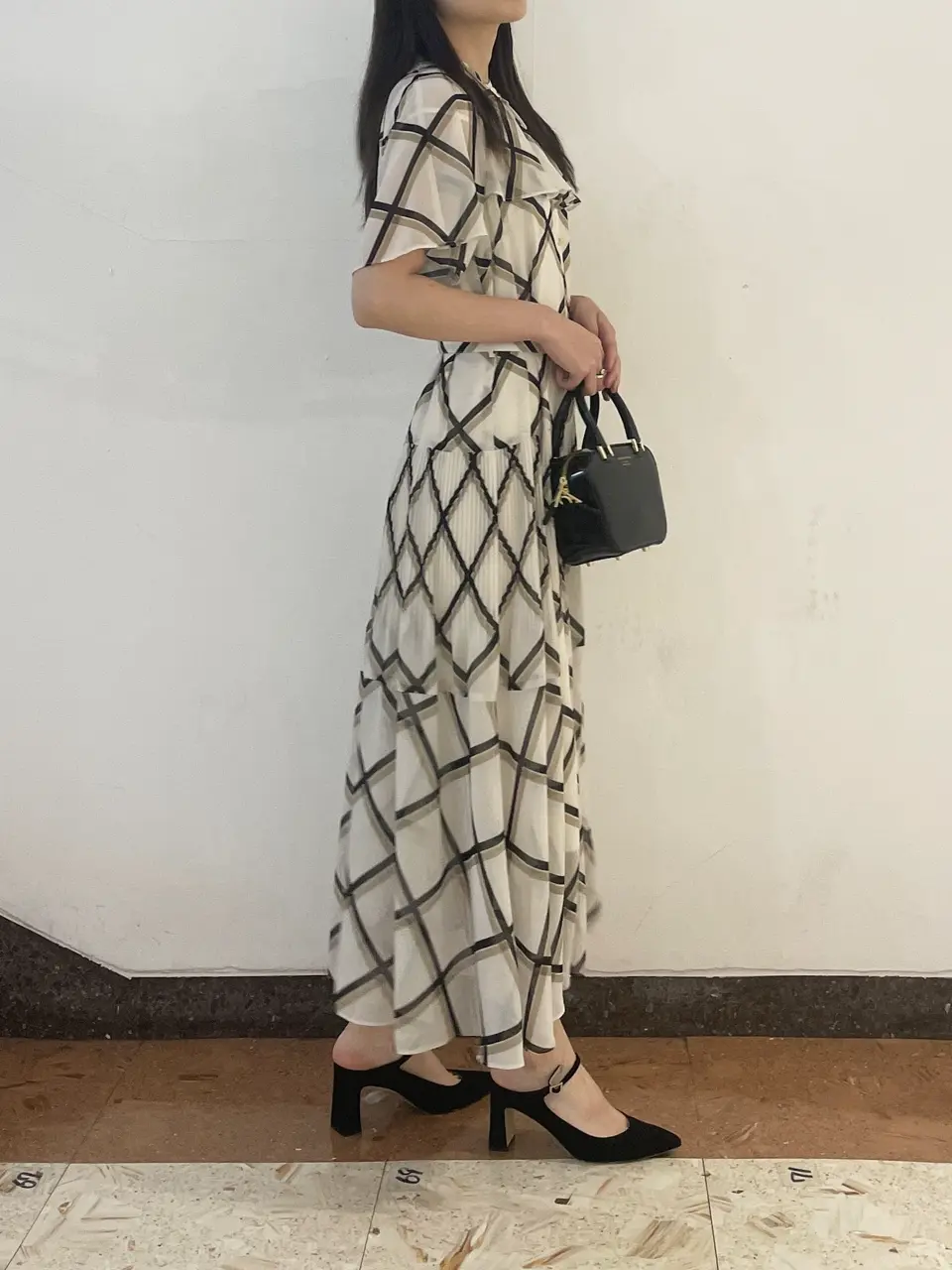 GRACE CONTINENTAL The Banquet nao コーディネート画像