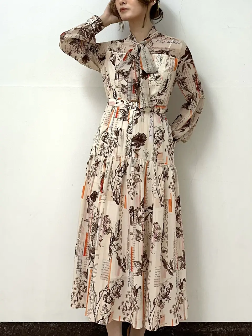 GRACE CONTINENTAL The Banquet Kogane. コーディネート画像