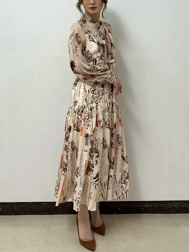 GRACE CONTINENTAL The Banquet Kogane. コーディネート画像