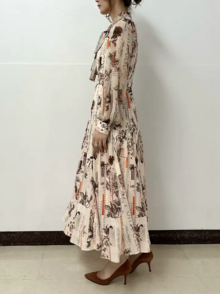 GRACE CONTINENTAL The Banquet Kogane. コーディネート画像