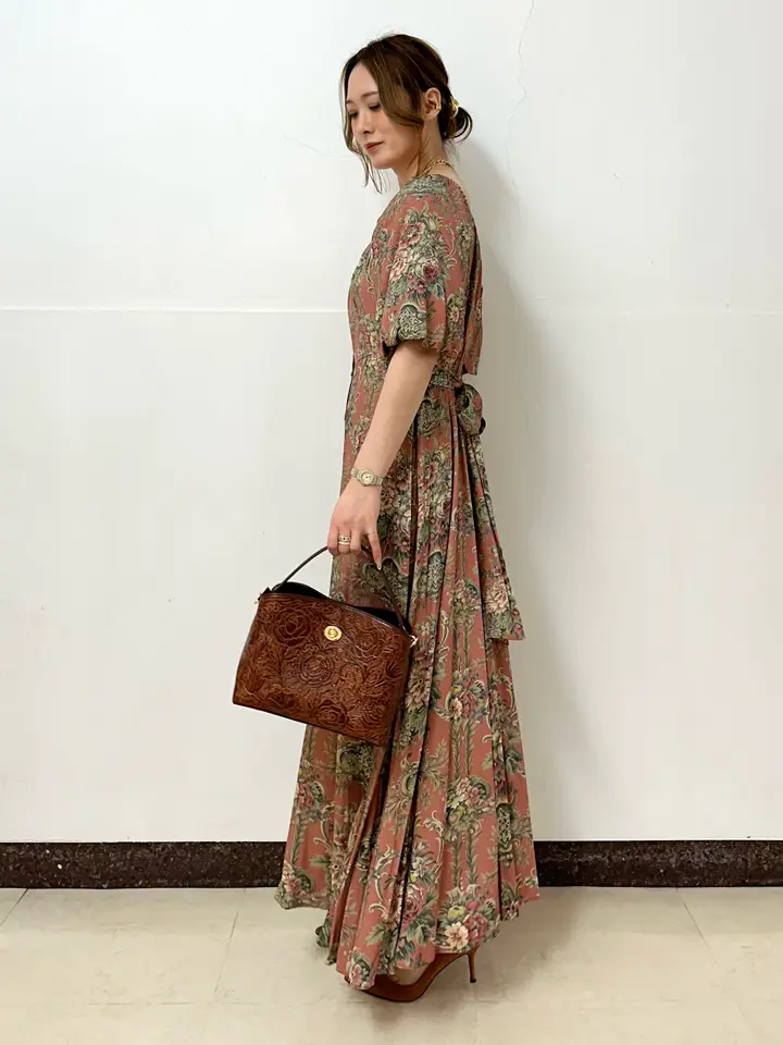 GRACE CONTINENTAL The Banquet Kogane. コーディネート画像