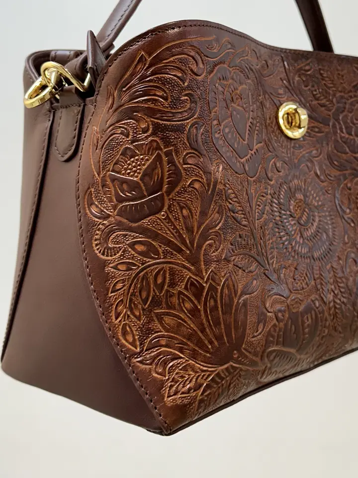 GRACE CONTINENTAL The Banquet Kogane. コーディネート画像