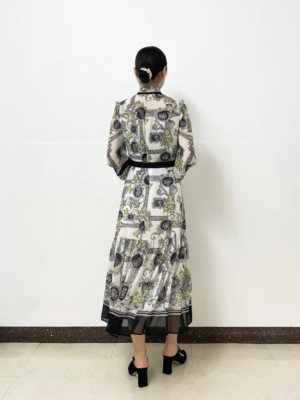 GRACE CONTINENTAL The Banquet nao コーディネート画像