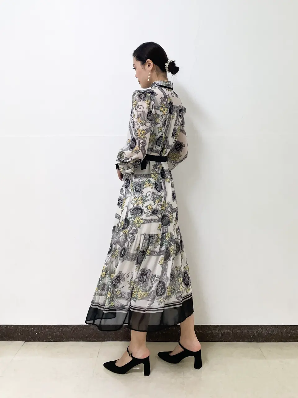 GRACE CONTINENTAL The Banquet nao コーディネート画像