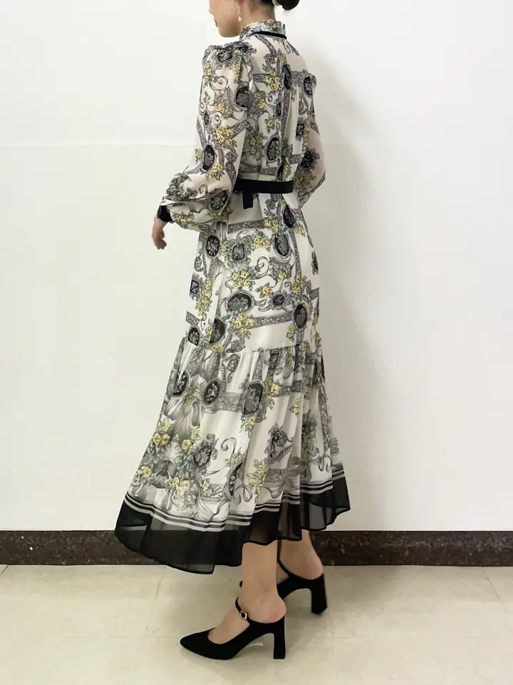 GRACE CONTINENTAL The Banquet nao コーディネート画像