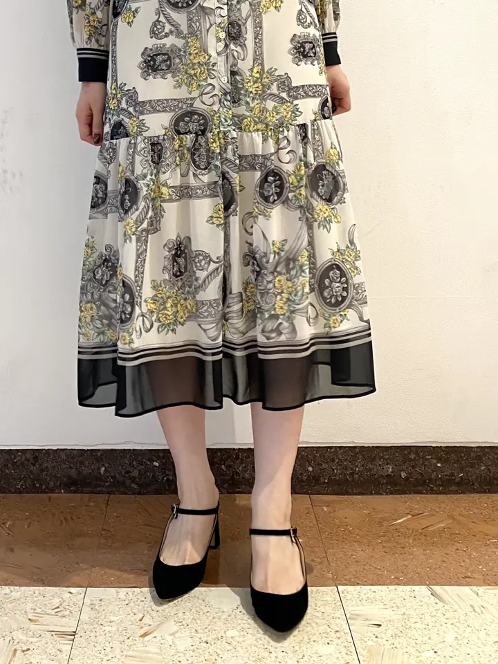 GRACE CONTINENTAL The Banquet mikiho コーディネート画像