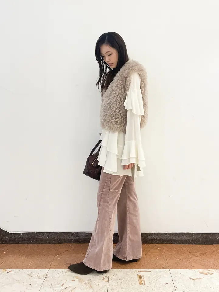 GRACE CONTINENTAL The Banquet nao コーディネート画像