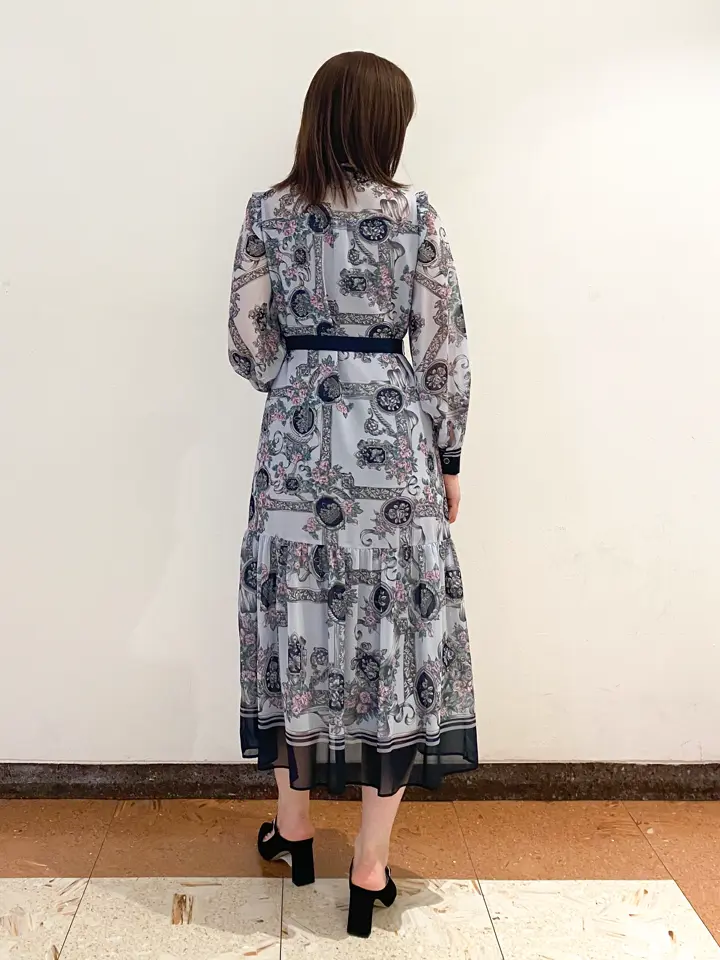 GRACE CONTINENTAL The Banquet mikiho コーディネート画像