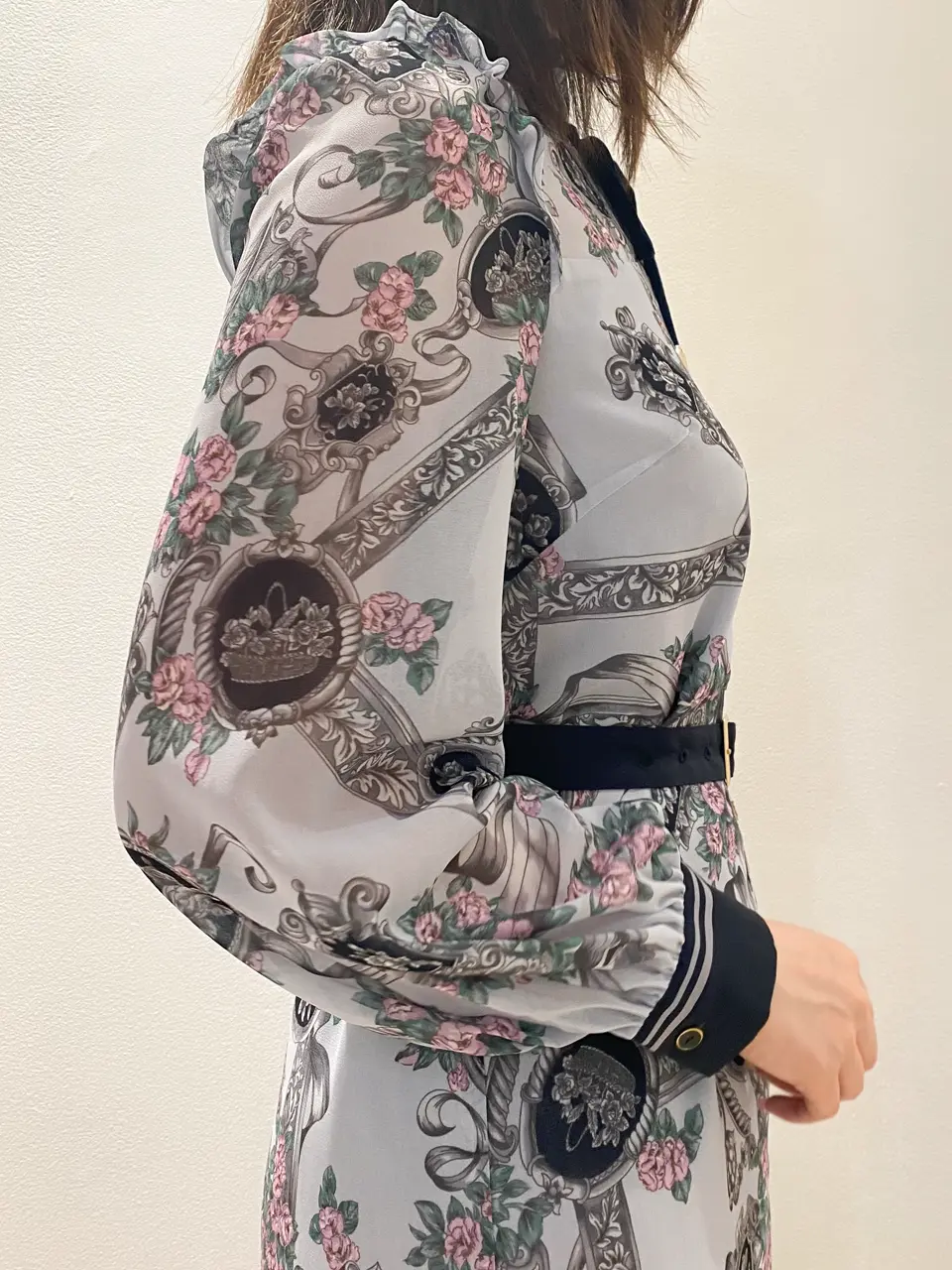 GRACE CONTINENTAL The Banquet mikiho コーディネート画像