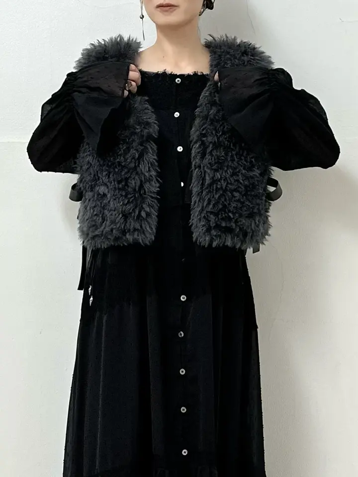 GRACE CONTINENTAL The Banquet Kogane. コーディネート画像