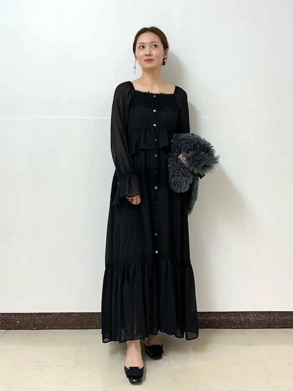 GRACE CONTINENTAL The Banquet Kogane. コーディネート画像