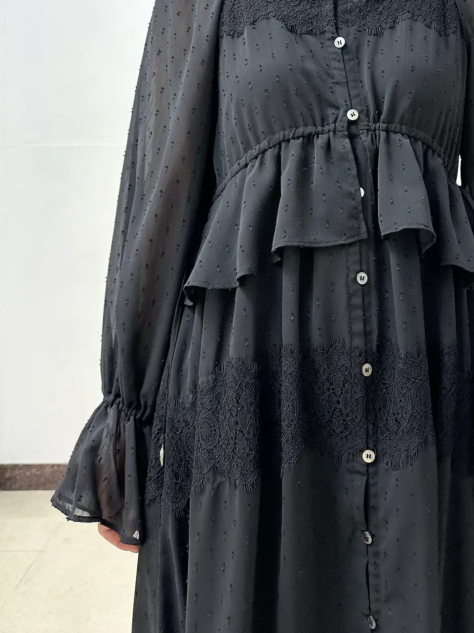 GRACE CONTINENTAL The Banquet Kogane. コーディネート画像