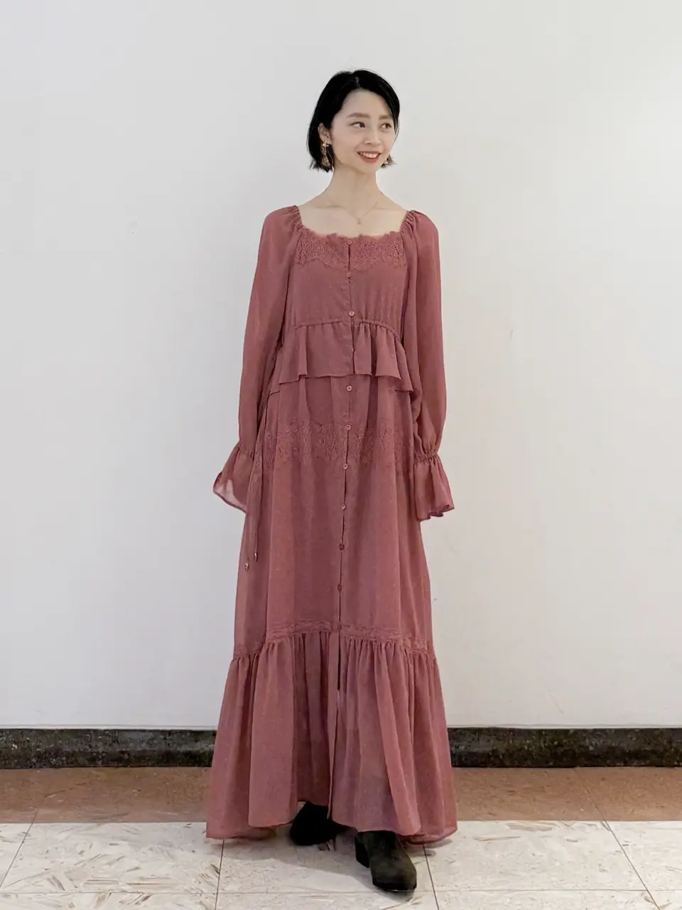 GRACE CONTINENTAL The Banquet yuri コーディネート画像