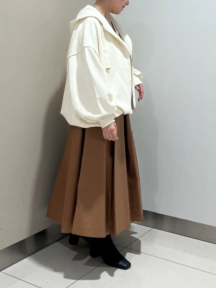 GRACE CONTINENTAL The Banquet SAITO コーディネート画像