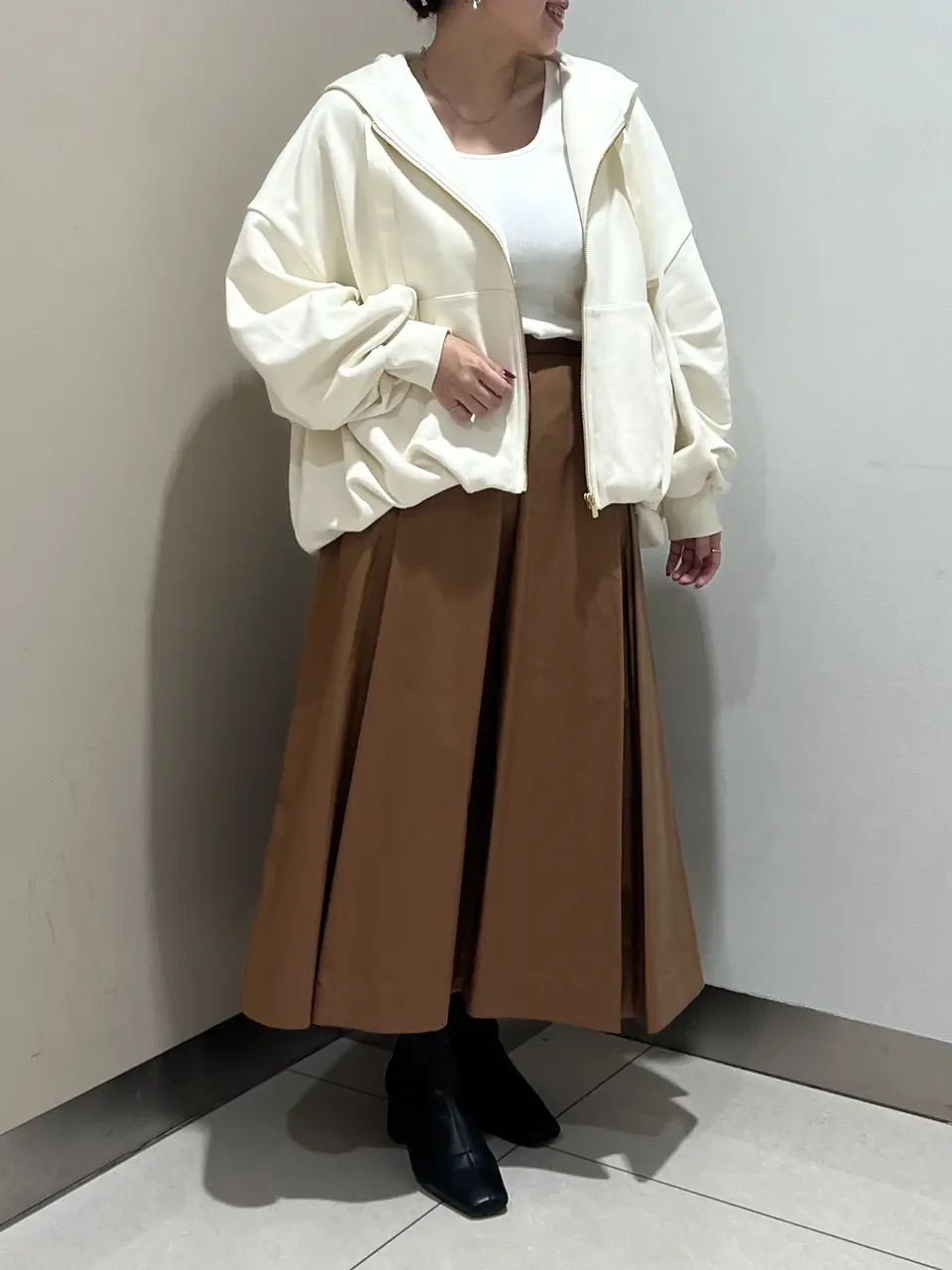 GRACE CONTINENTAL The Banquet SAITO コーディネート画像