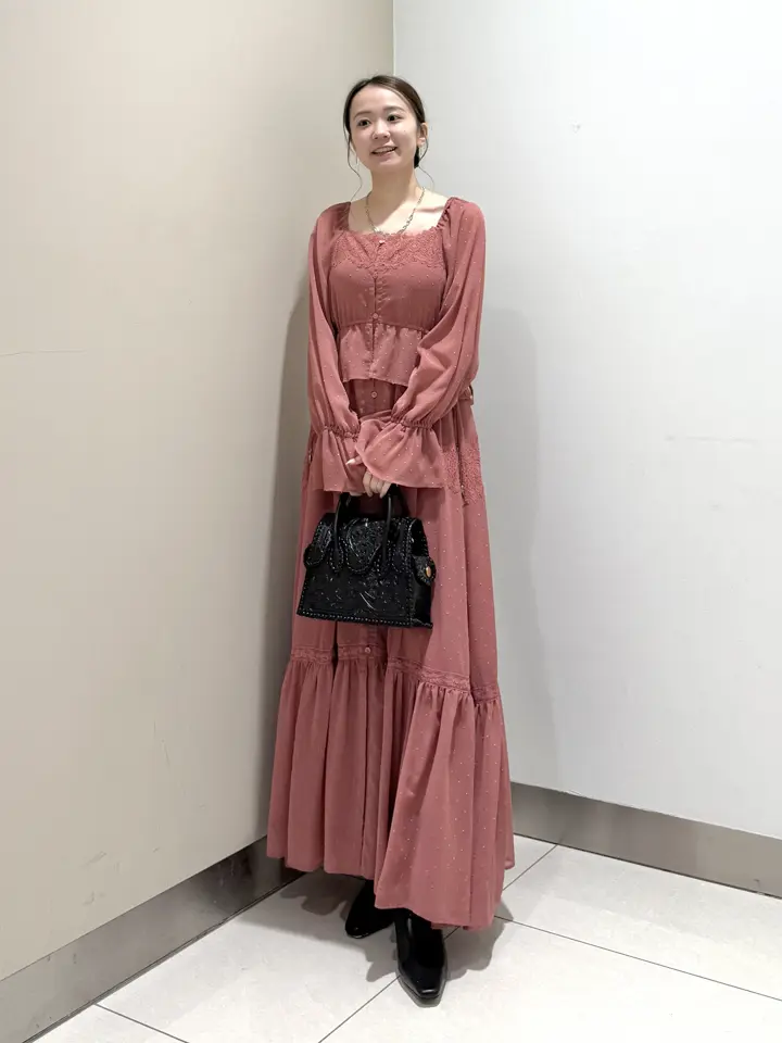 GRACE CONTINENTAL The Banquet Suzuka コーディネート画像