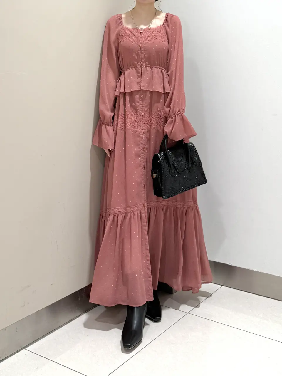 GRACE CONTINENTAL The Banquet Suzuka コーディネート画像