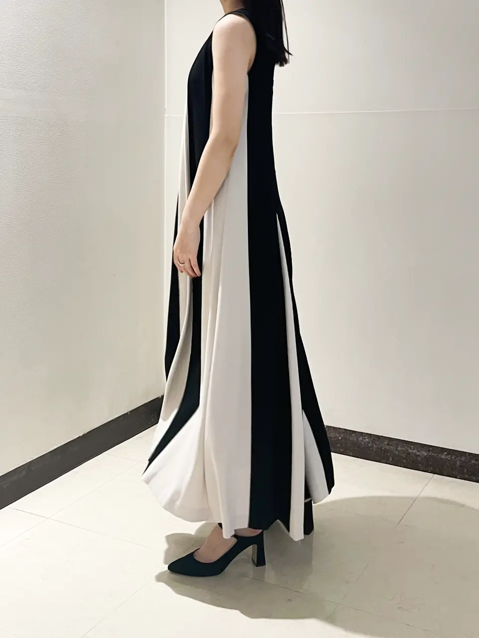 GRACE CONTINENTAL The Banquet nao コーディネート画像