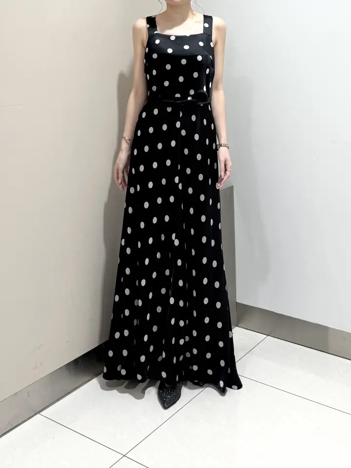 GRACE CONTINENTAL The Banquet Suzuka コーディネート画像