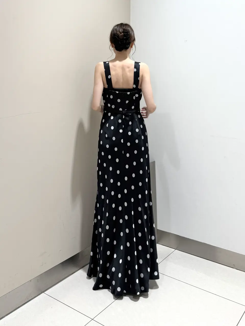 GRACE CONTINENTAL The Banquet Suzuka コーディネート画像