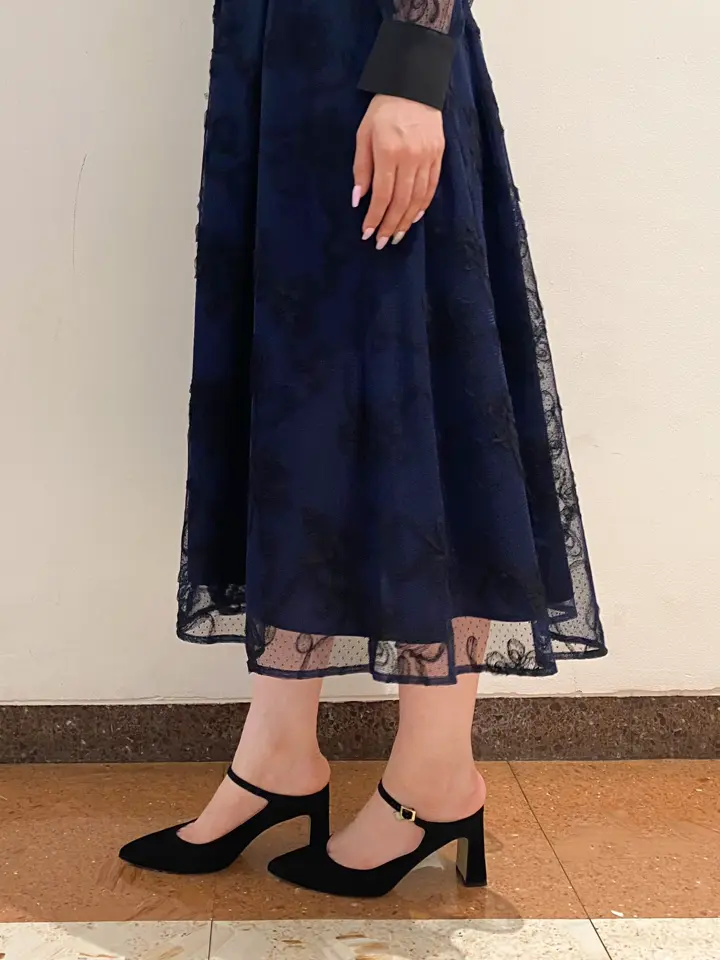 GRACE CONTINENTAL The Banquet mikiho コーディネート画像