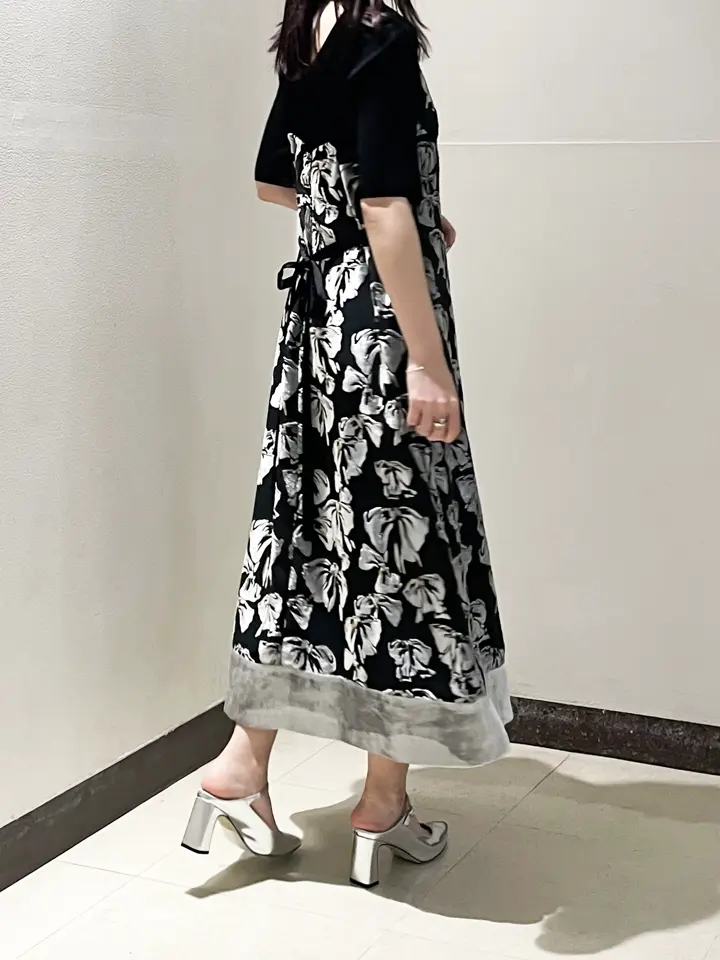 GRACE CONTINENTAL The Banquet nao コーディネート画像