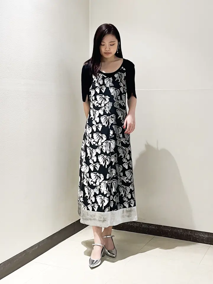 GRACE CONTINENTAL The Banquet nao コーディネート画像