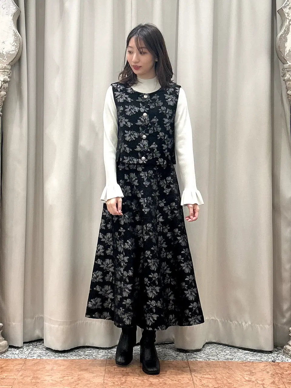 GRACE CONTINENTAL The Banquet eri コーディネート画像