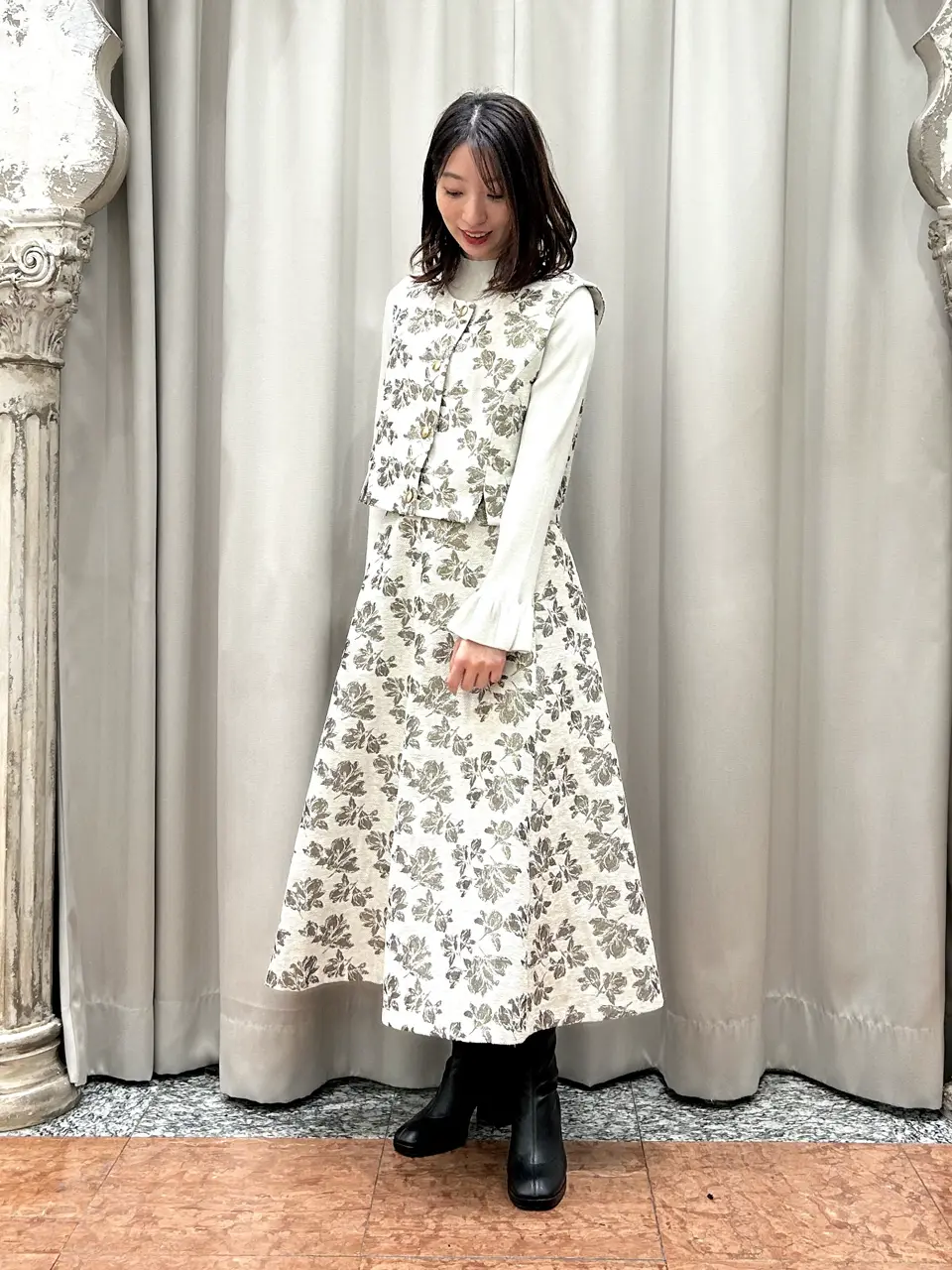 GRACE CONTINENTAL The Banquet eri コーディネート画像